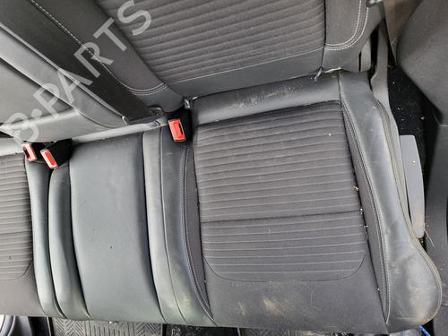 Rear seat FORD KUGA II (DM2) 2.0 TDCi | BP39406182C17 - Image 4