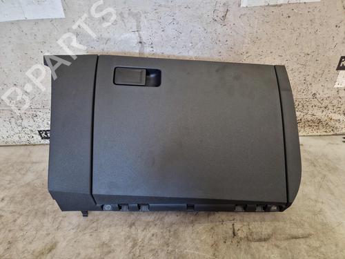 Handskerum VW POLO VI (AW1, BZ1, AE1) 1.0 MPi (80 hp) 30269968