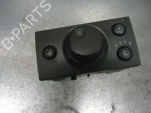 Used Headlight switch OPEL MERIVA A MPV (X03) 1.3 CDTI (E75) (69 hp) 12863074
