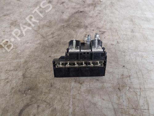 Used Fuse box DACIA SANDERO III 1.0 TCe 90 (91 hp) 32203077