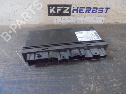 Used Control unit BMW 5 (E60) 530 xd (231 hp) 12869735