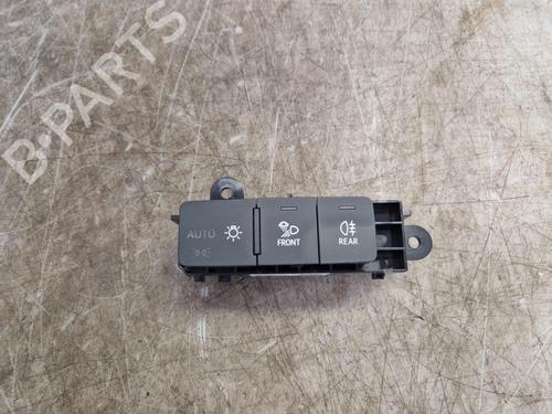 Forlygtekontakt Forlygtekontakt AUDI Q3 Sportback (F3N) 45 TFSI e (245 hp) 34626168 34626168
