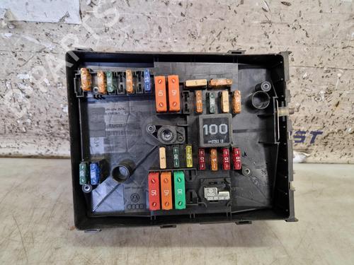 Fuse box VW GOLF VI (5K1) 1.6 TDI | BP25775902E1 