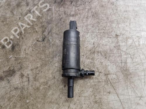 Used Washer pump SKODA OCTAVIA III Combi (5E5, 5E6) 1.6 TDI (105 hp) 30743947