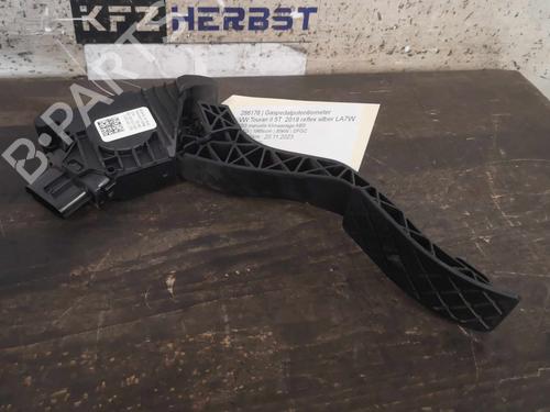 Used Electronic sensor VW TOURAN (5T1) 2.0 TDI (116 hp) 22282405