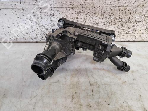 Used Thermostat housing VW TOURAN (5T1) 2.0 TDI (150 hp) 29395714
