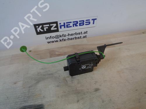 Used Fuel door actuator BMW 7 (E65, E66, E67) 730 d (218 hp) 13066639