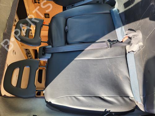 Right front seat PEUGEOT BOXER Van 2.2 HDi 130 | BP39611349C16 - Image 3