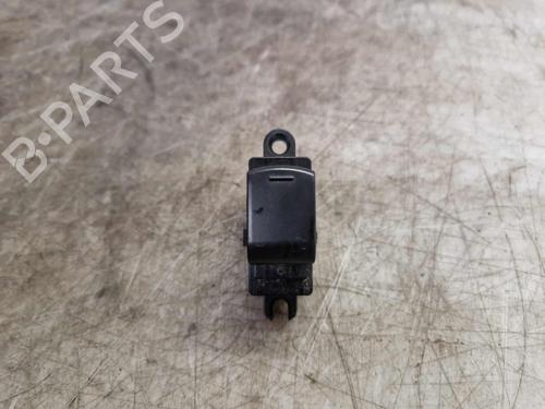 Used Right rear window switch NISSAN NAVARA NP300 (D40) 2.5 dCi (144 hp) 31640574