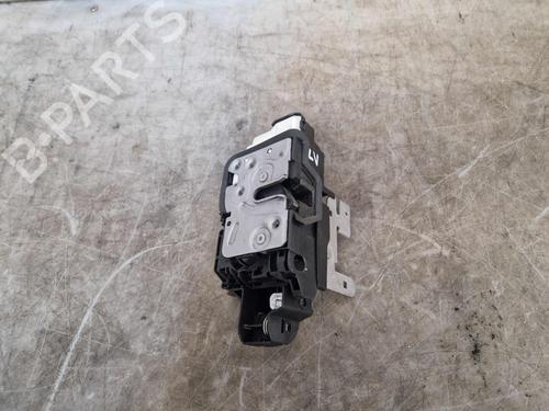 Serrure avant gauche Serrure avant gauche VOLVO V40 Hatchback (525) D2 (120 hp) 36072213 36072213