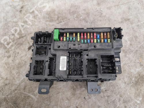 Used Fuse box Fuse box FORD TRANSIT V363 Van (FCD, FDD) 2.0 EcoBlue RWD (130 hp) 32702336 32702336