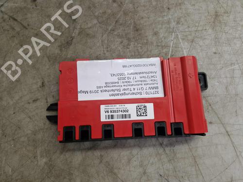 Used Fuse box BMW 7 (G11, G12) 740 e, Le (326 hp) 29745251