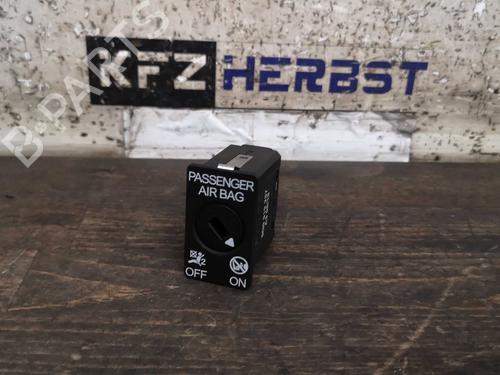 Kombi Kontakt / Stilkkontakt VW PASSAT B8 Variant (3G5, CB5) 2.0 TDI (150 hp) 30123299