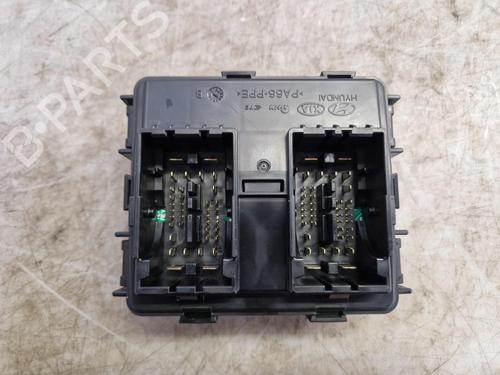 Fuse box KIA SPORTAGE IV (QL, QLE) 1.6 CRDi Eco-Dynamics+ AWD | BP28152064E1 
