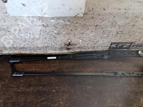 Front windshield wiper arm FERRARI 5__ MARANELLO 550 | BP24950168C143 