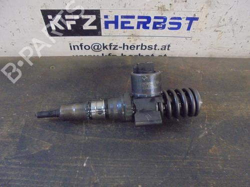 Used Injector VW TOURAN (1T1, 1T2) 2.0 TDI (136 hp) 12867157