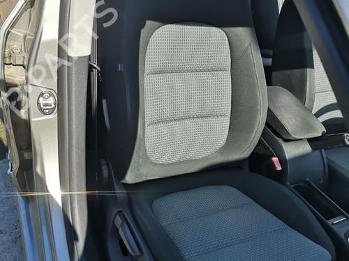 Used Right front seat Right front seat 38645919 38645919