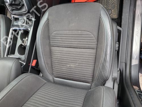 Right front seat FORD KUGA II (DM2) 2.0 TDCi | BP39406181C16 - Image 2