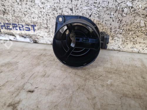 Mass air flow sensor VW GOLF VIII (CD1, DA1) 2.0 TDI | BP39738001M95 - Image 2