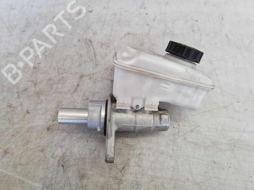 Used Brake master cylinder BMW X1 (F48) sDrive 18 d (136 hp) 28538677