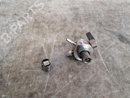 Used Injection pump Injection pump VW POLO VI (AW1, BZ1, AE1) 1.0 TSI (95 hp) 36560560 36560560
