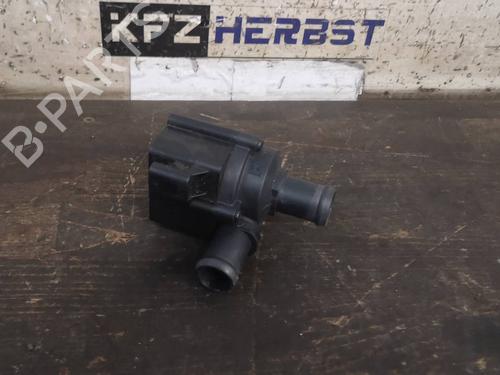 Used Auxiliary water pump SKODA OCTAVIA III Combi (5E5, 5E6) 1.6 TDI (115 hp) 13442686