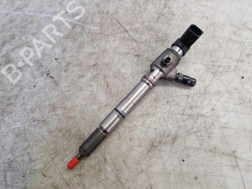Used Injector VW GOLF VI Variant (AJ5) 1.6 TDI (105 hp) 28327106