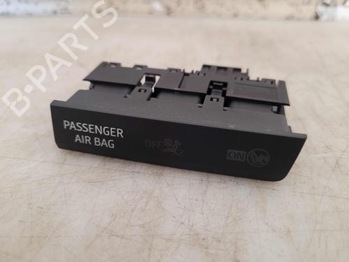 Commutateur SEAT LEON ST (5F8) 1.6 TDI (115 hp) 29562836