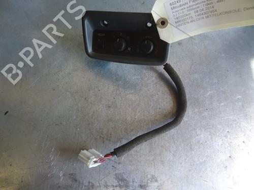 Commande Chauffage MITSUBISHI PAJERO III (V7_W, V6_W) 3.2 Di-D (V68W) (160 hp) 12895886