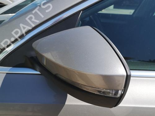 Used Left mirror Left mirror SKODA OCTAVIA III Combi (5E5, 5E6) 1.6 TDI (105 hp) 33819363 33819363
