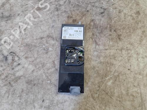 Used Electronic module Electronic module FORD CAPRI (CX740L) EV (286 hp) 33845542 33845542