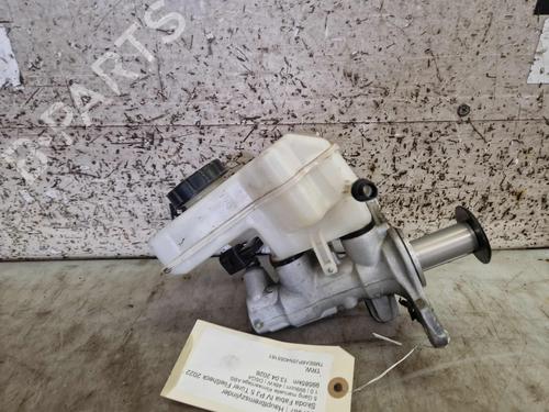 Used Brake master cylinder Brake master cylinder SKODA RAPID (NH3, NK3, NK6) 1.2 TSI (110 hp) 34057774 34057774