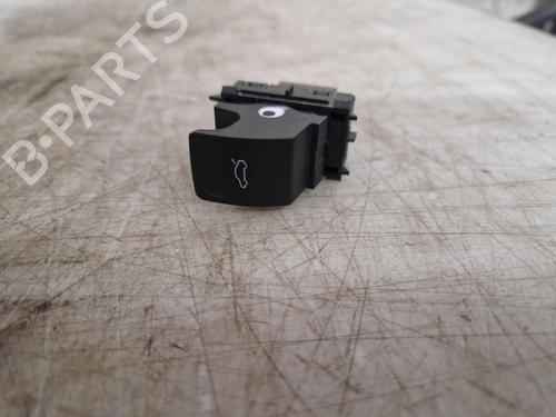 Comutador SKODA OCTAVIA IV Combi (NX5, PV5) 2.0 TDi (150 hp) 32360435