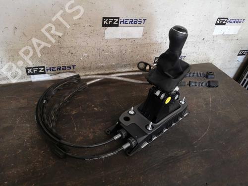 Used Gear lever VW POLO VI (AW1, BZ1, AE1) 1.0 (65 hp) 22278469