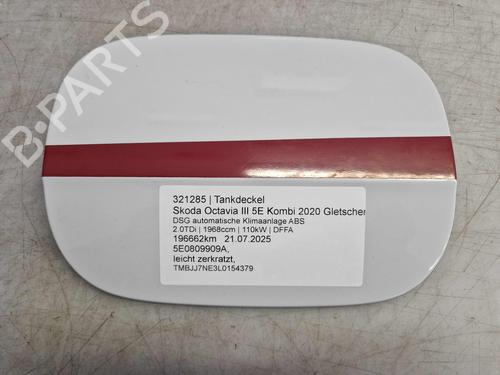 Używane Klapa wlewu paliwa SKODA OCTAVIA III Combi (5E5, 5E6) 2.0 TDI (150 hp) 27638006