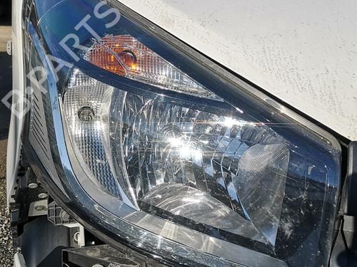 Used Right headlight RENAULT TRAFIC III Van (FG_) 1.6 dCi 145 (FGMG) (145 hp) 30512140