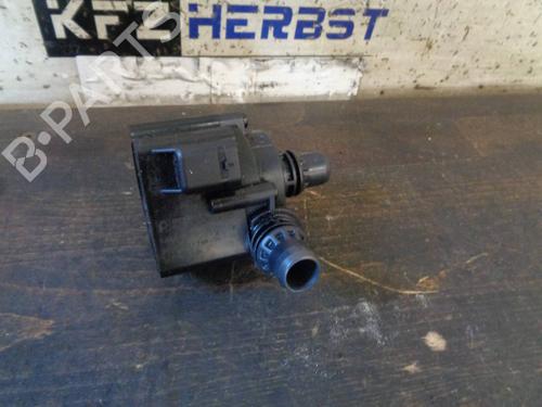 Used Auxiliary water pump BMW 5 Touring (F11) 530 d (258 hp) 13068797