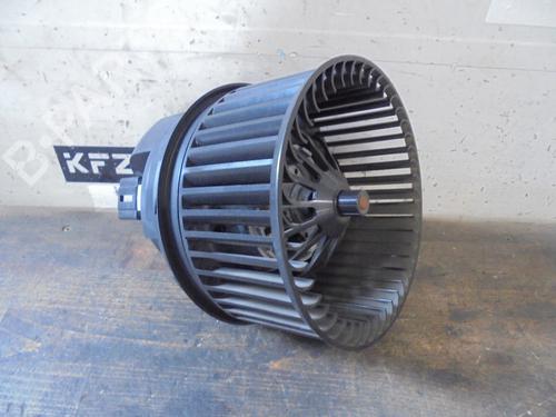Used Heater blower motor FORD FOCUS III Turnier 1.0 EcoBoost (100 hp) 19926809