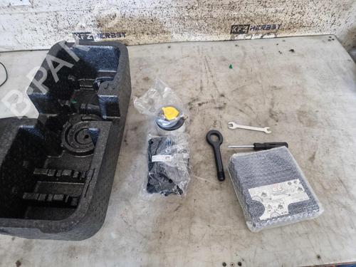 jack-kit-kia-picanto-iii-ja-2017-39168425 main image