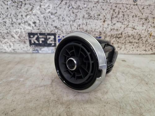 Used Air vent AUDI A3 Sportback (8VA, 8VF) 30 TDI (115 hp) 30270059
