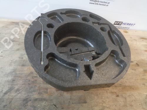 Used Jack Kit CHEVROLET AVEO / KALOS Hatchback (T250, T255) 1.2 (84 hp) 13440221