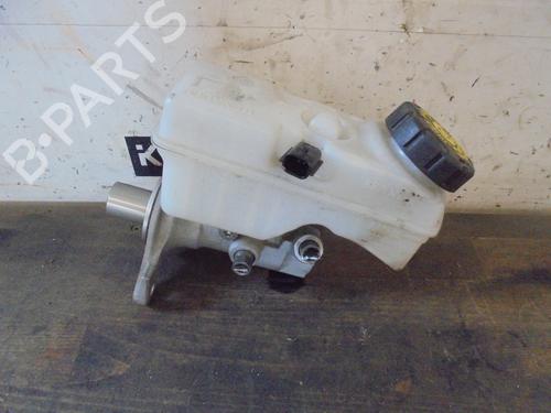 Used Brake master cylinder RENAULT CLIO IV (BH_) 0.9 TCe 90 (BHNF, BHMA, BHMH, BHJK, BHJR) (90 hp) 12866535