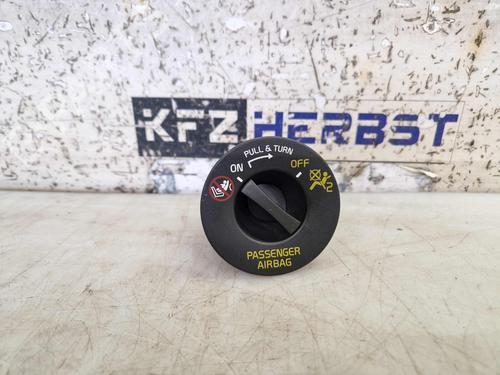 Used Switch Switch VOLVO V60 II (225) D3 (150 hp) 33323887 33323887