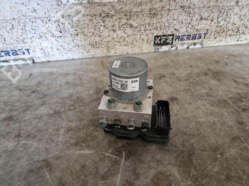 Used ABS pump ABS pump OPEL MOKKA / MOKKA X (J13) 1.7 CDTI (_76) (131 hp) 33267586 33267586