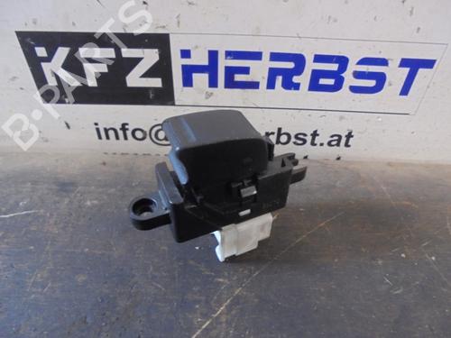 Used Switch NISSAN X-TRAIL I (T30) 2.2 Di 4x4 (114 hp) 12885409