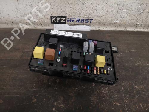 Fuse box OPEL ASTRA H Estate (A04) 1.3 CDTI (L35) | BP12894868E1 