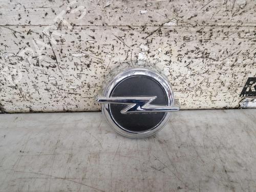 switch-opel-corsa-e-x15-2014-31948808 main image