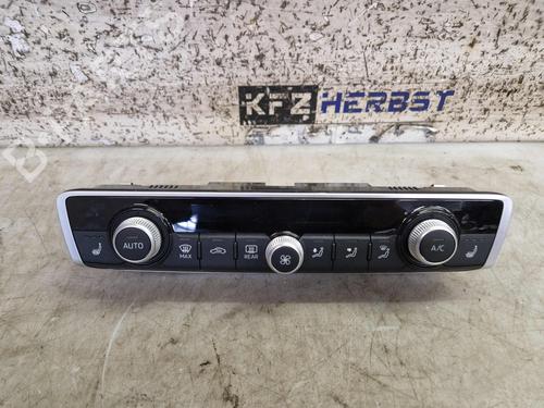 Used Climate control AUDI A3 Sportback (8VA, 8VF) 30 TDI (115 hp) 30293600