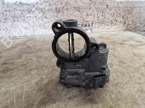 Used Throttle body Throttle body BMW 3 Touring (F31) 318 d (150 hp) 34180322 34180322