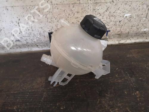 Used Expansion tank PEUGEOT 308 II (LB_, LP_, LW_, LH_, L3_) 1.6 HDi 100 (99 hp) 13065713